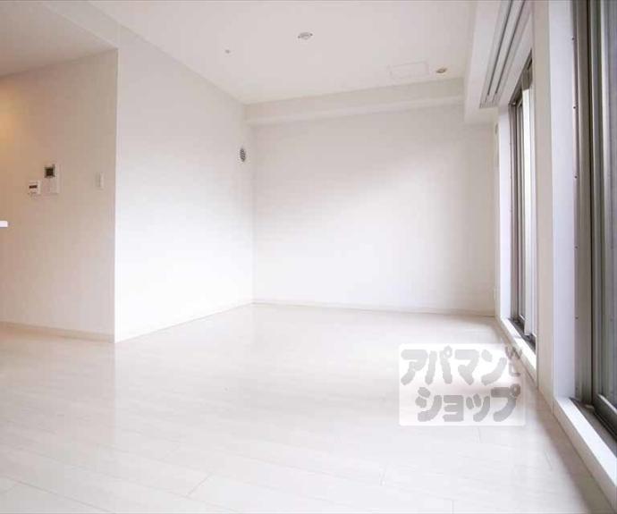 【プレサンス京大前】間取