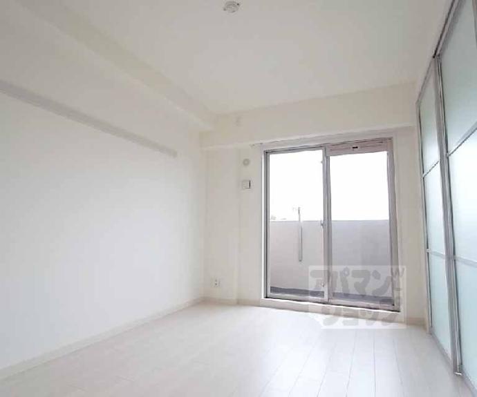 【プレサンス京大前】間取