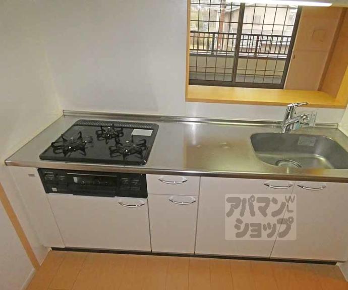 【ウエストメゾンクワトロ】間取