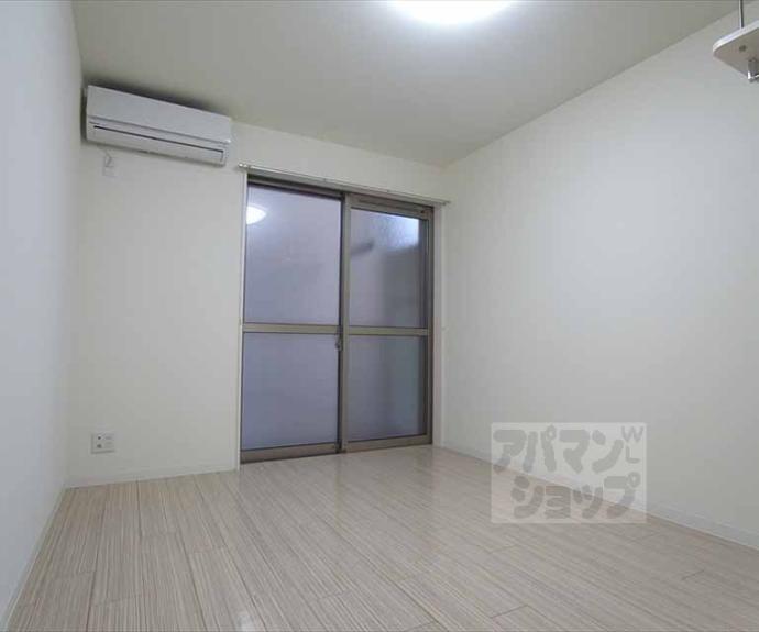 【アークリード京大北】間取