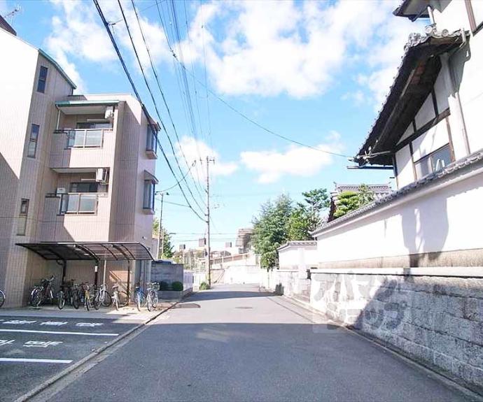 【ヴィヴィ茶山】間取