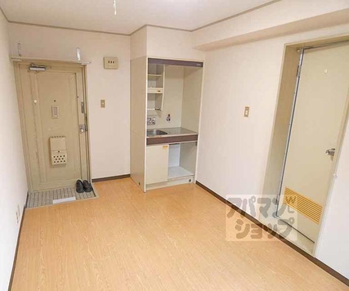 【ライブコート二軒茶屋】間取