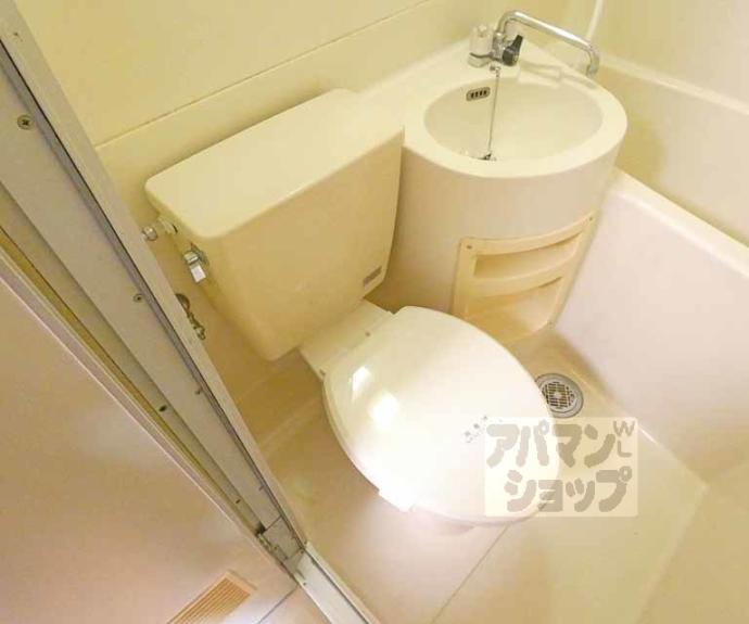 【ライブコート二軒茶屋】間取