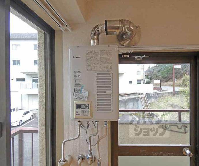 【ライブコート二軒茶屋】間取