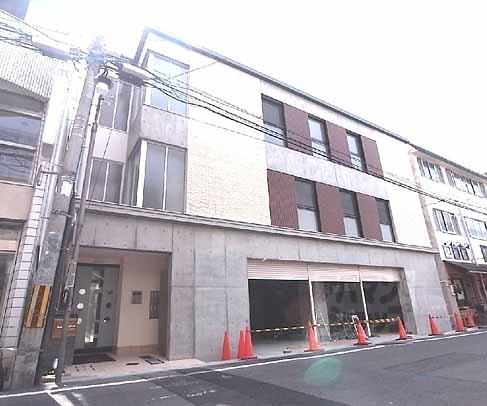 ドゥ　ベルフラール