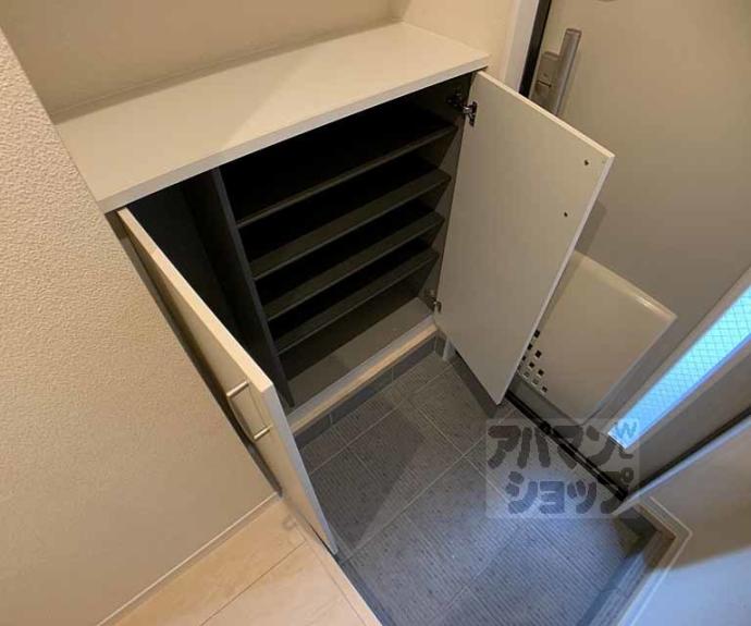 【シャーメゾンＥ．Ｎ東山三条】間取