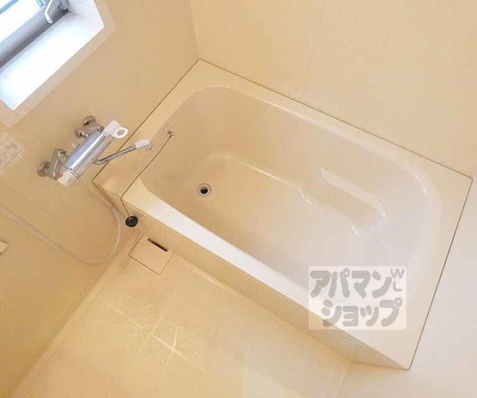 【アクエルド御所北】間取