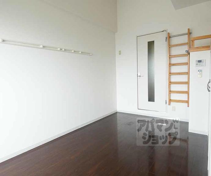 【アクエルド御所北】間取