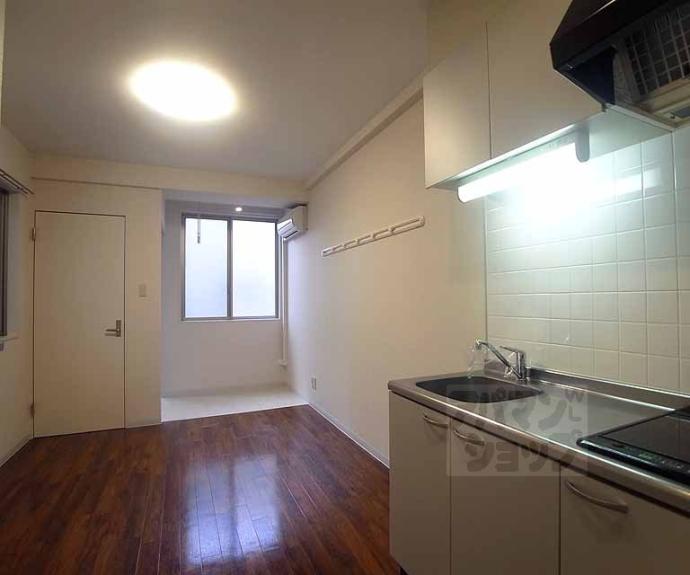 【アクエルド御所北】間取