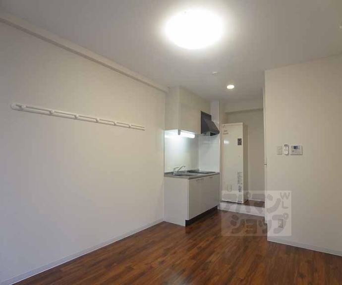 【アクエルド御所北】間取