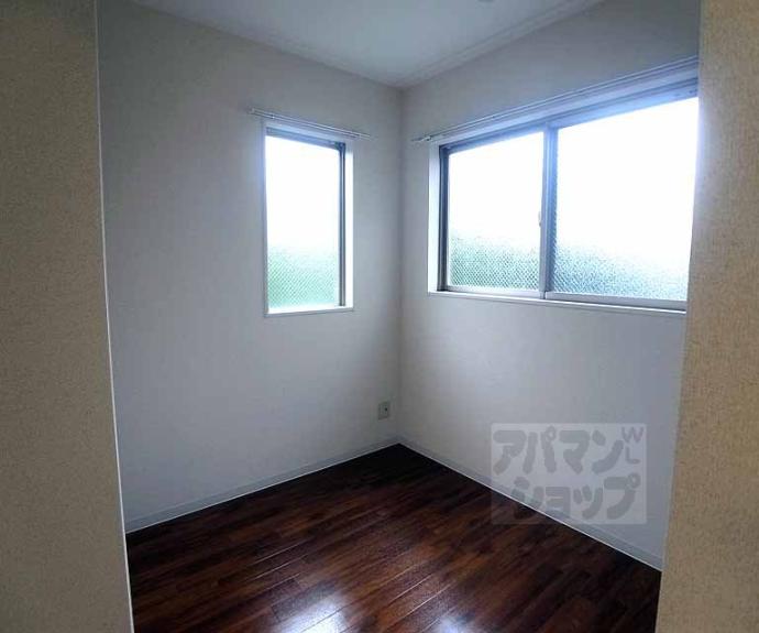 【アクエルド御所北】間取