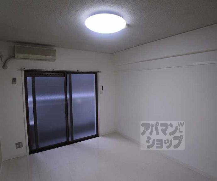 【カーサ御所西】間取