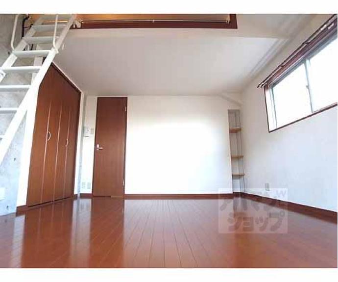 【ガーネット御所西】間取