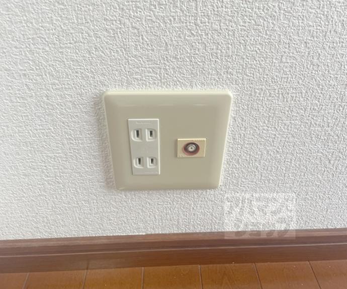 【ガーネット御所西】間取