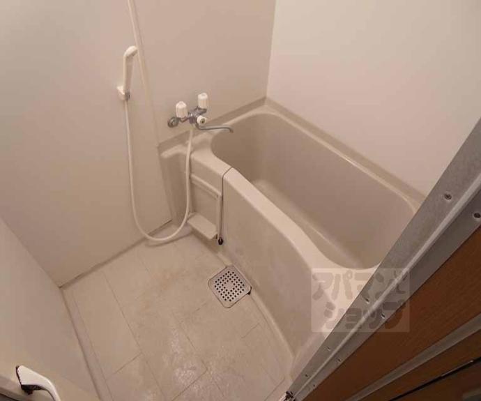 【ガーネット御所西】間取