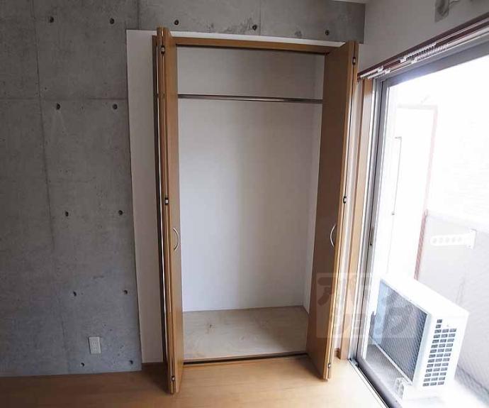 【ガーネット御所西】間取