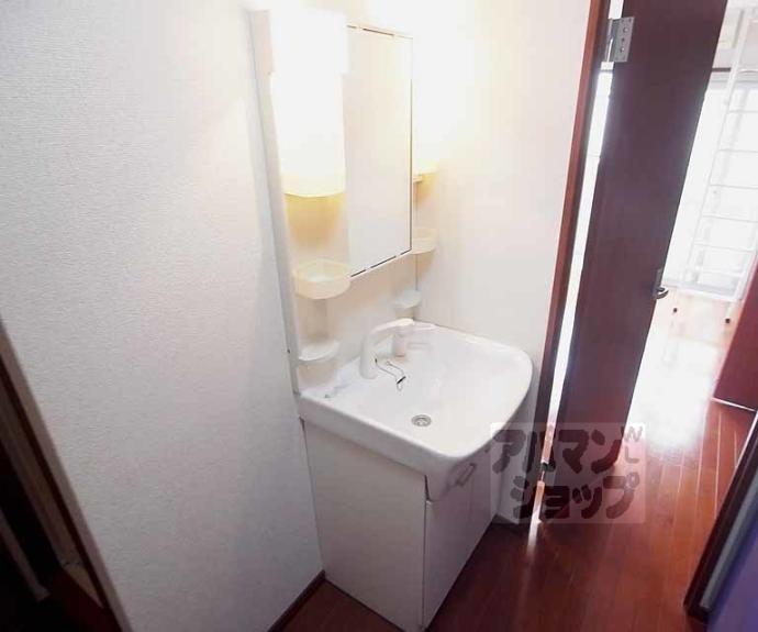 【ガーネット御所西】間取