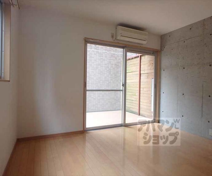 【ガーネット御所西】間取