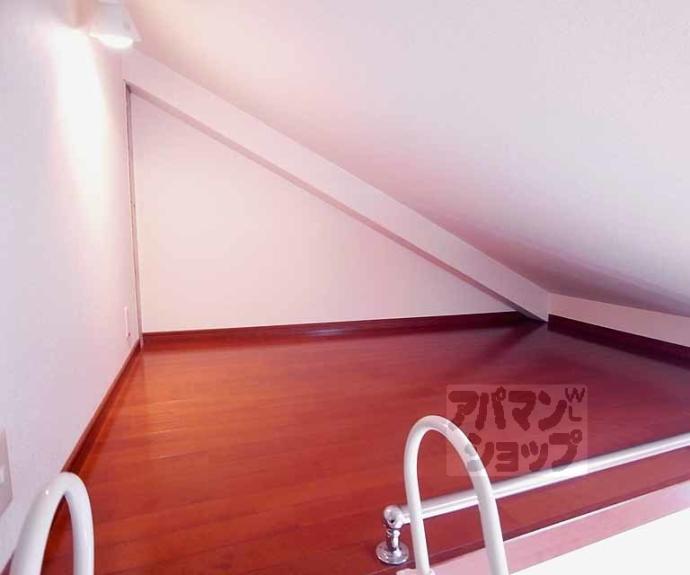 【ガーネット御所西】間取