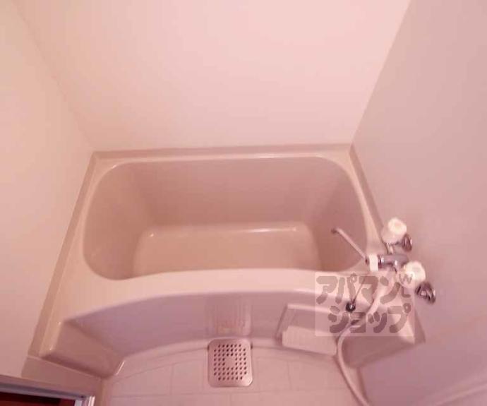 【ガーネット御所西】間取