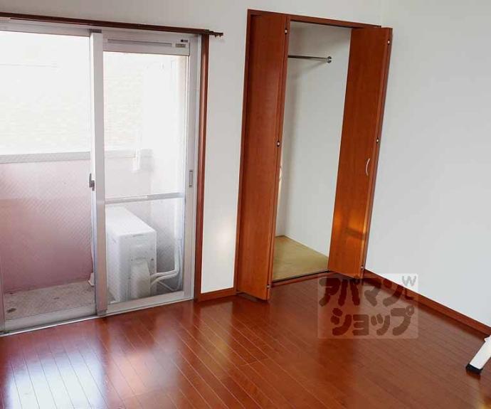 【ガーネット御所西】間取