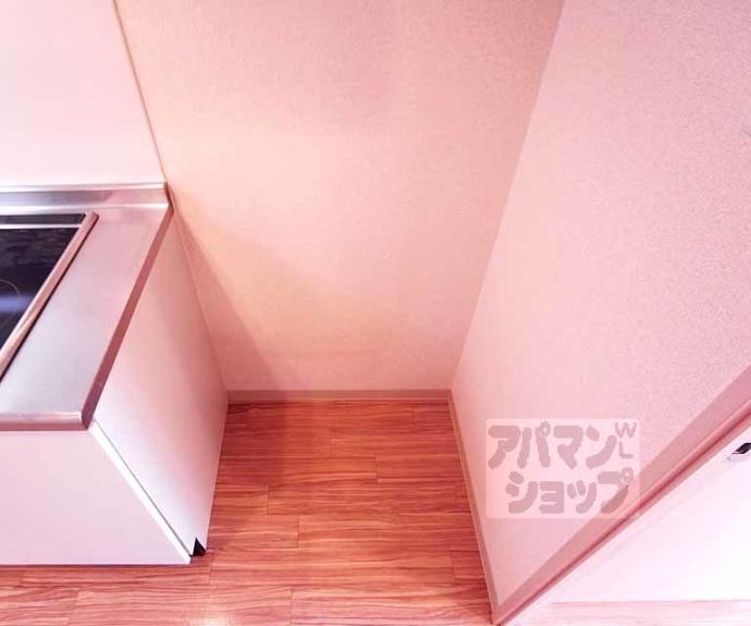 【モンシャンブル室町】間取