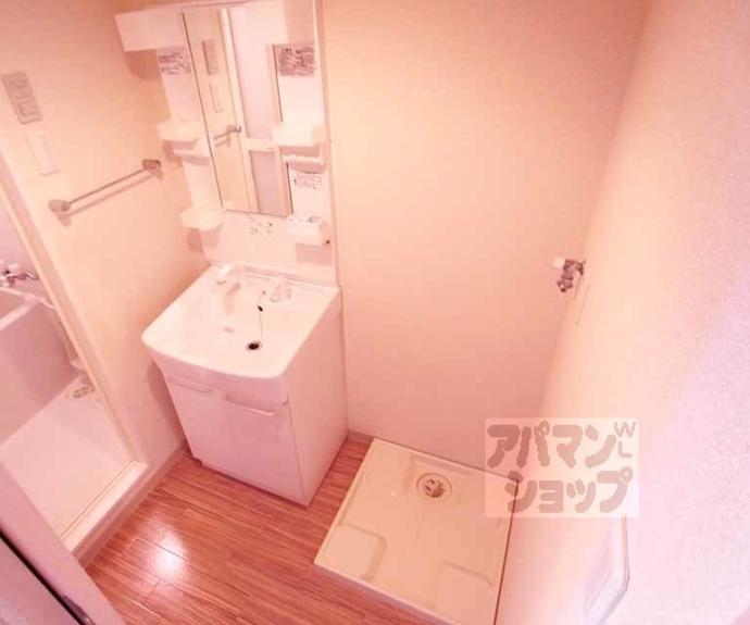 【モンシャンブル室町】間取