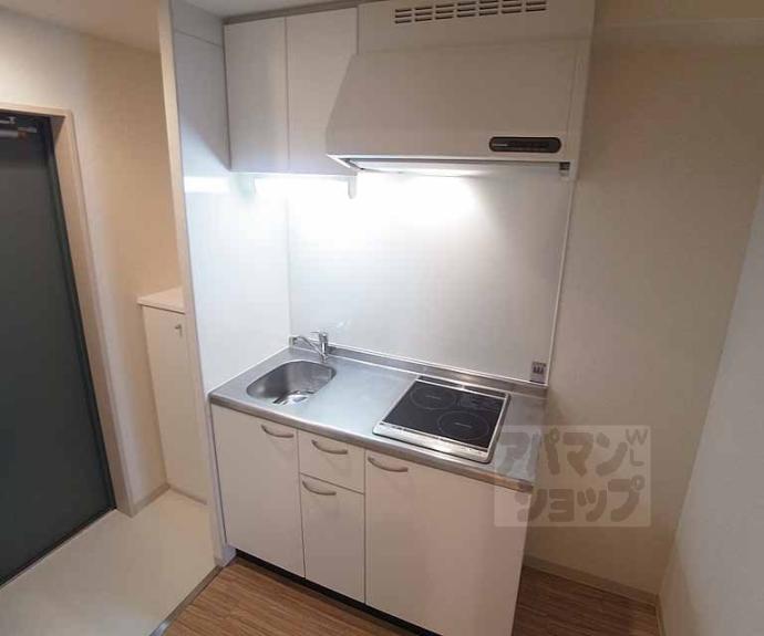 【モンシャンブル室町】間取