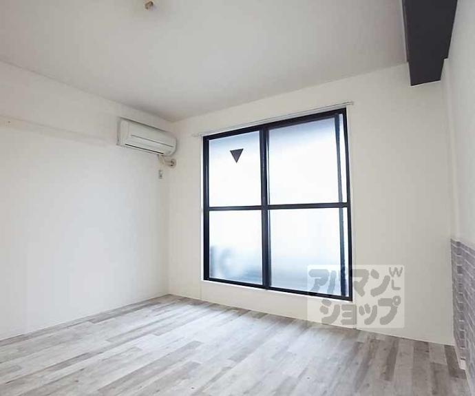 【ＧＲＡＮＤ　ＶＡＬＵＥ西陣】間取