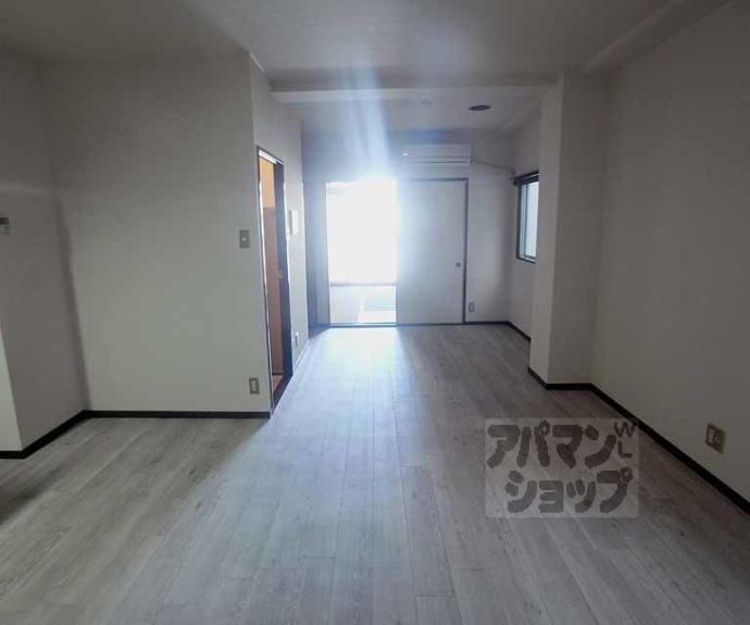 【メゾンゼフィール】間取