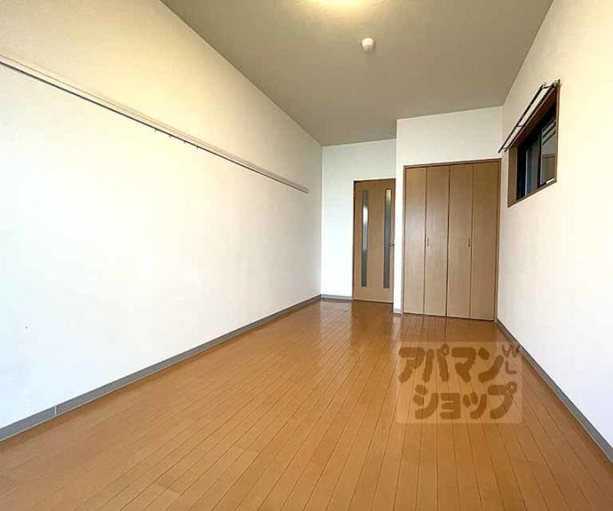 【御所西室町サンハイツ】間取