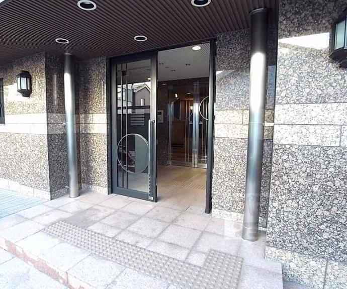 【リソシエ今出川堀川グランディス】間取