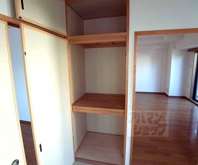 【リソシエ今出川堀川グランディス】間取