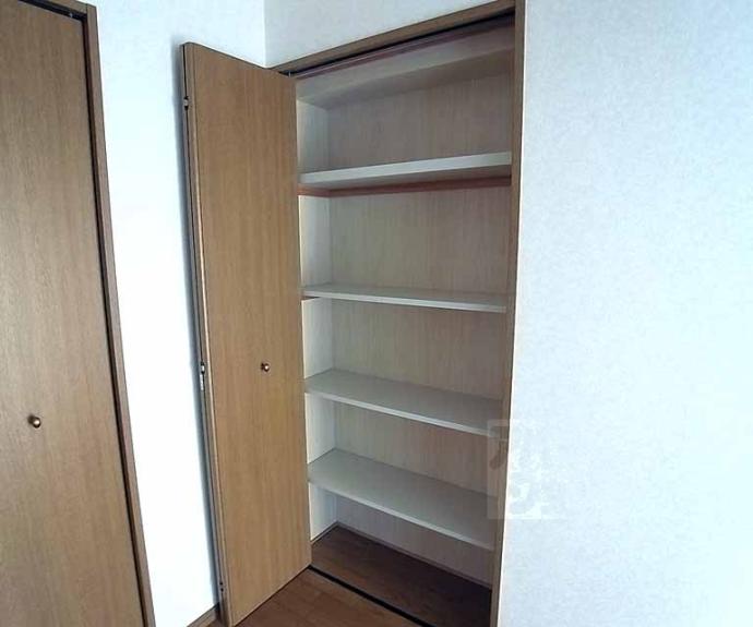 【リソシエ今出川堀川グランディス】間取