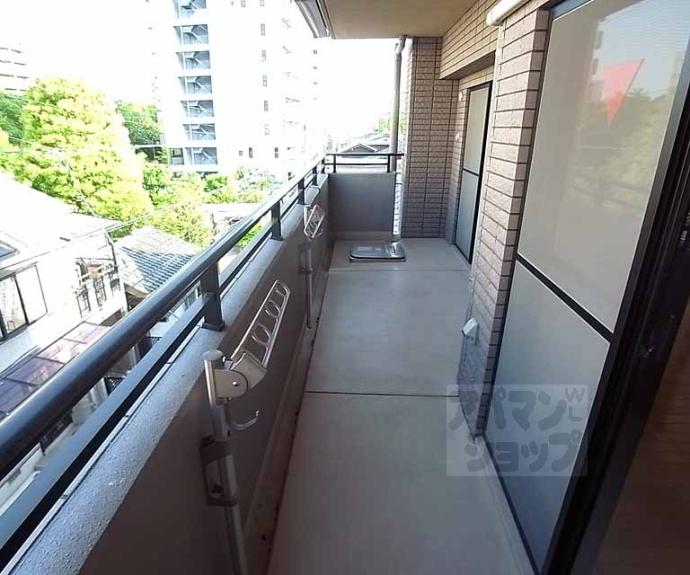 【リソシエ今出川堀川グランディス】間取