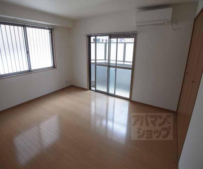 【Ｇ・Ｆ二条城】間取