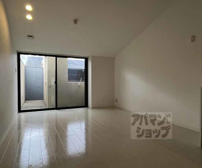 【ブローニュ府庁前】間取