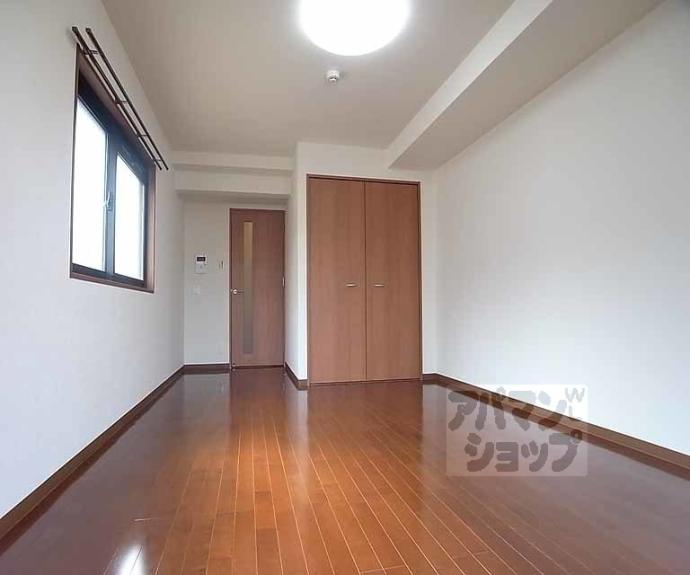 【フェイム伊佐町】間取