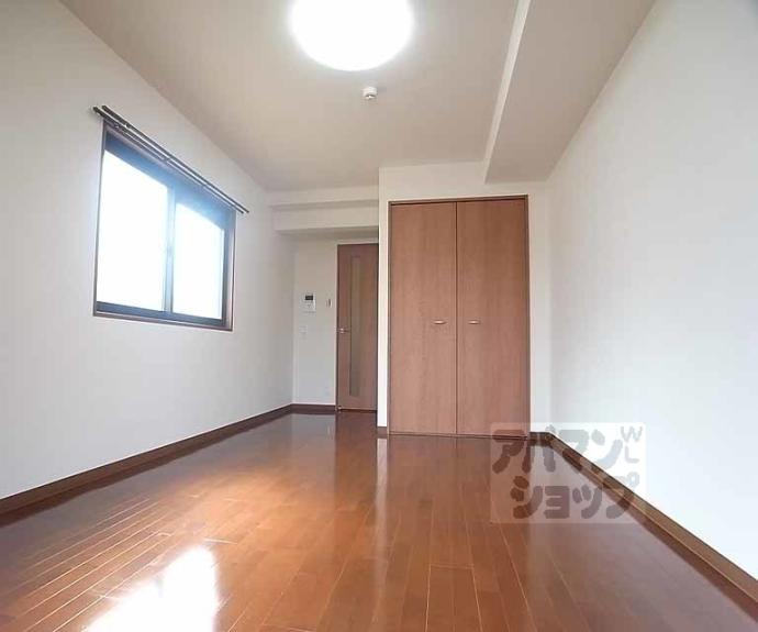 【フェイム伊佐町】間取