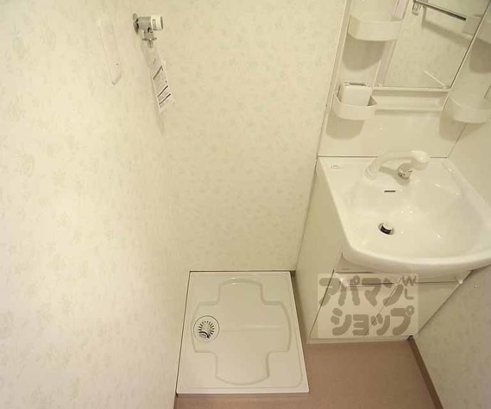 【フェイム伊佐町】間取