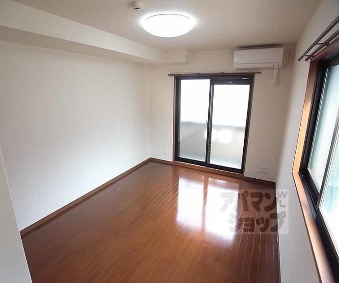 【フェイム伊佐町】間取