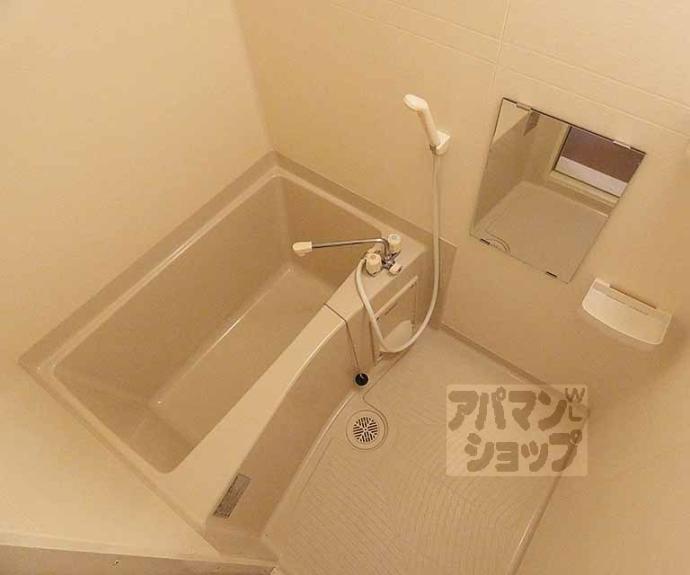 【フェイム伊佐町】間取