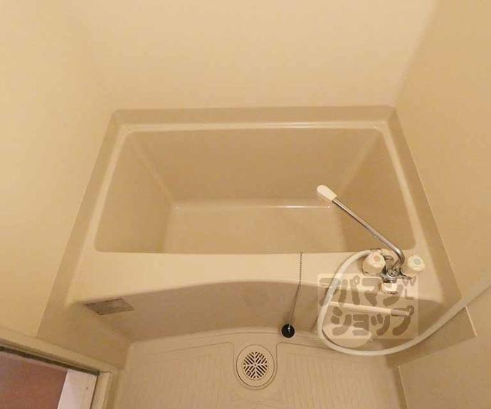 【フェイム伊佐町】間取