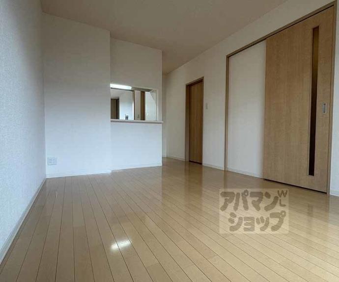 【シャーメゾン堀川】間取