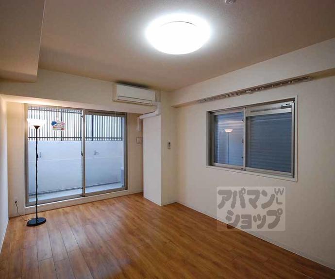 【ｓａｗａｒａｂｉ　ｔｅｒｒａｃｅ】間取