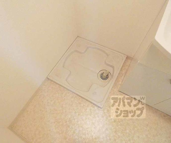 【グランレブリー御所西】間取