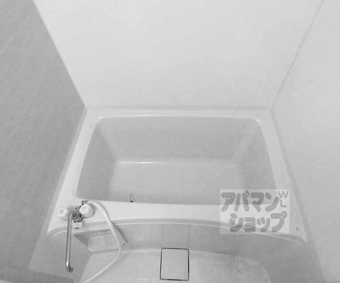 【グランレブリー御所西】間取