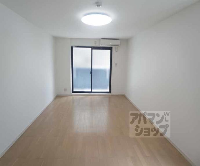 【グランレブリー御所西】間取