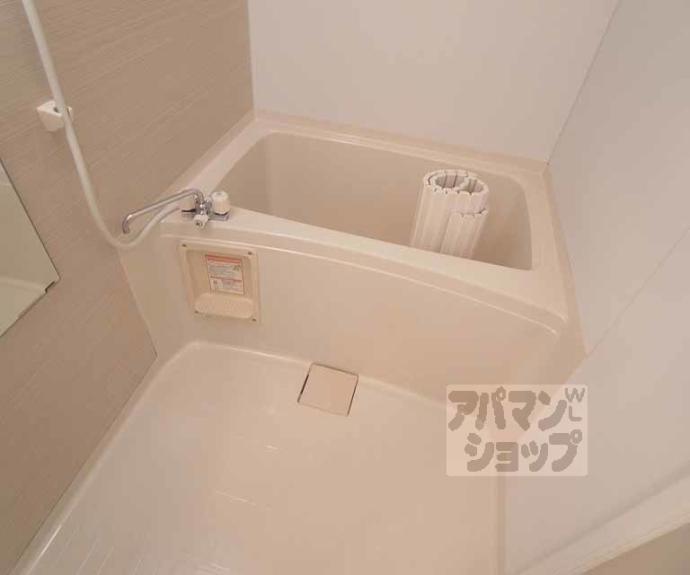 【グランレブリー御所西】間取