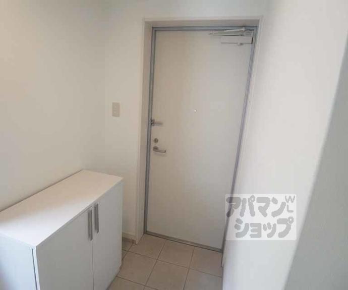 【グランレブリー御所西】間取